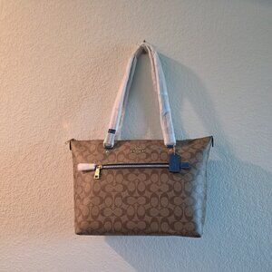 NWT! Coach Gallery Tote Handbag Handbag Khaki/Deep Atlantic Msrp:$328.00